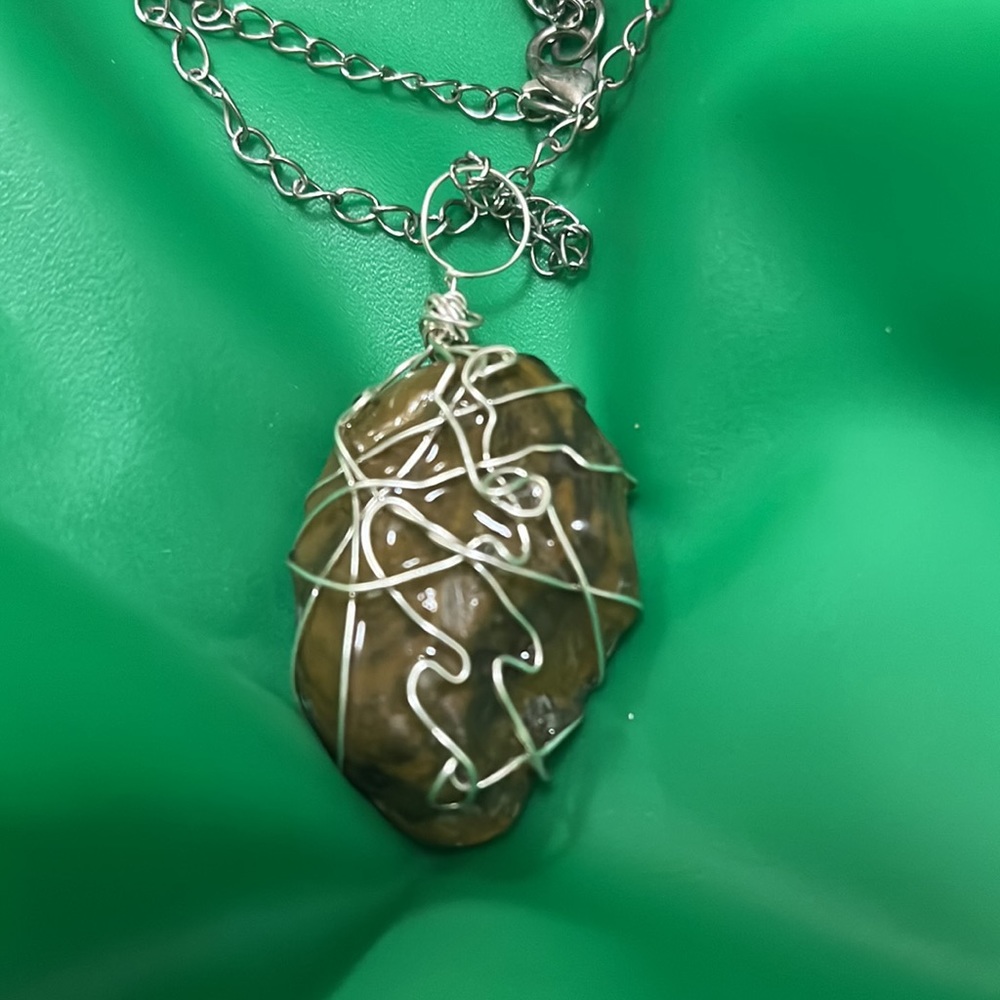 Stone Hand Design Wire Wrapped Necklace